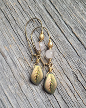 Load image into Gallery viewer, Ostara/Spring Earrings (brass)