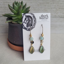 Load image into Gallery viewer, Ostara/Spring Earrings (brass)