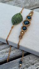 Load image into Gallery viewer, Agate Goddess Macrame Bracelet
